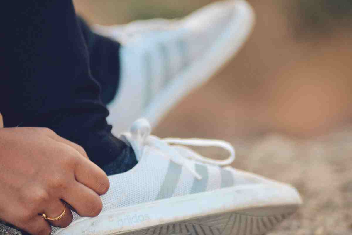 scarpe profumate: i trucchi della nonna